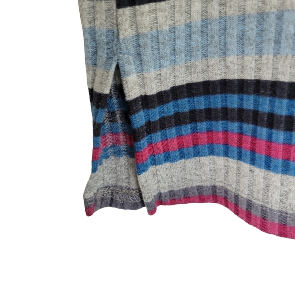 Alfred Dunner lightweight quarter sleeve multi colored top size M - Picture 2 of 3